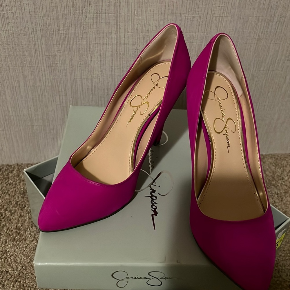 Jessica Simpson heels in twilight magenta